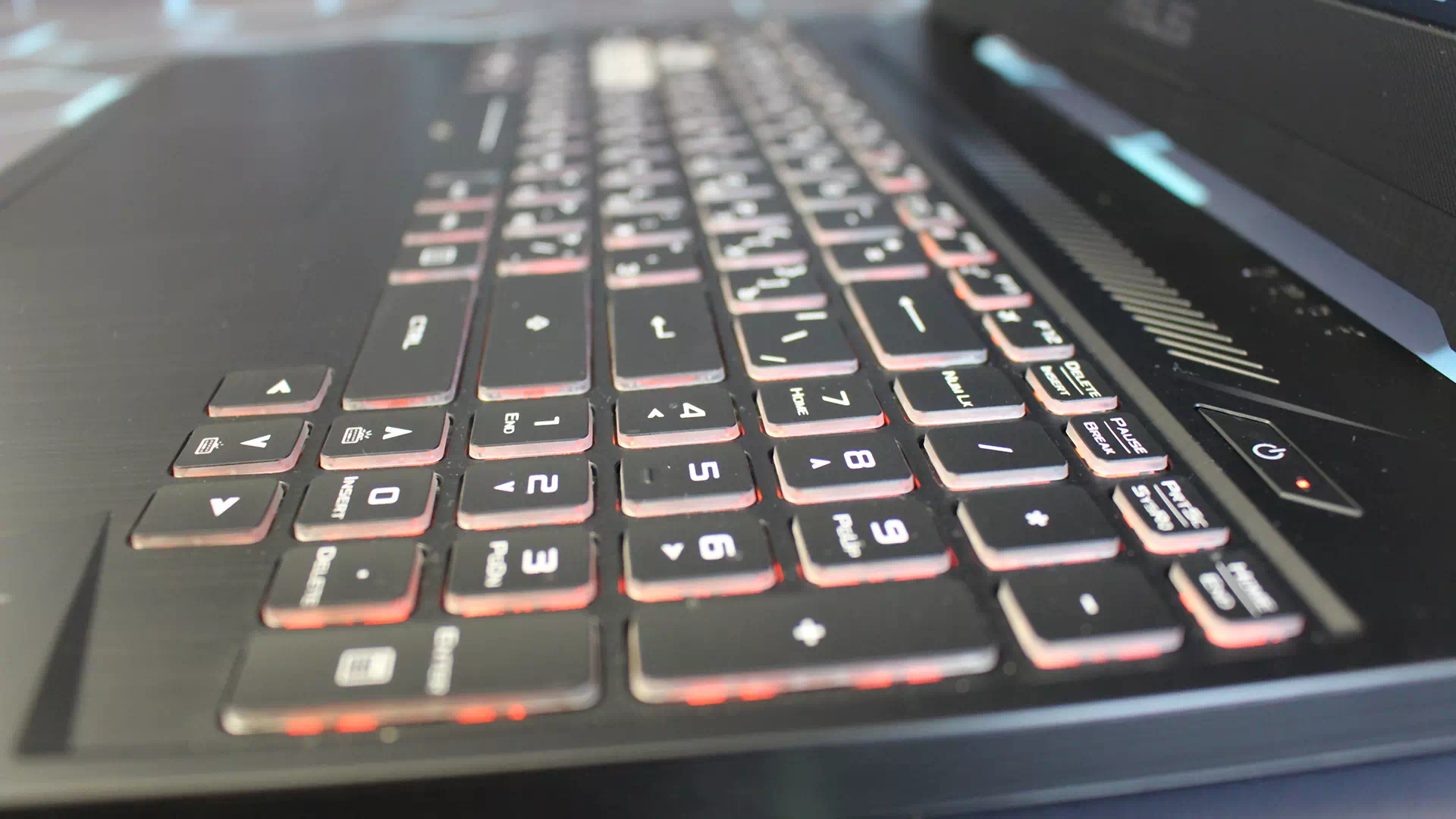 тачпад в Asus TUF Gaming FX505DT 