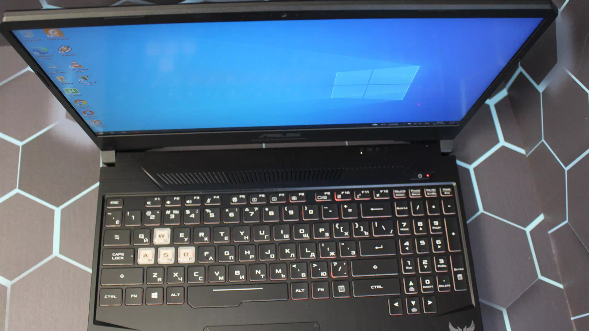 ноутбук Asus TUF Gaming FX505DT