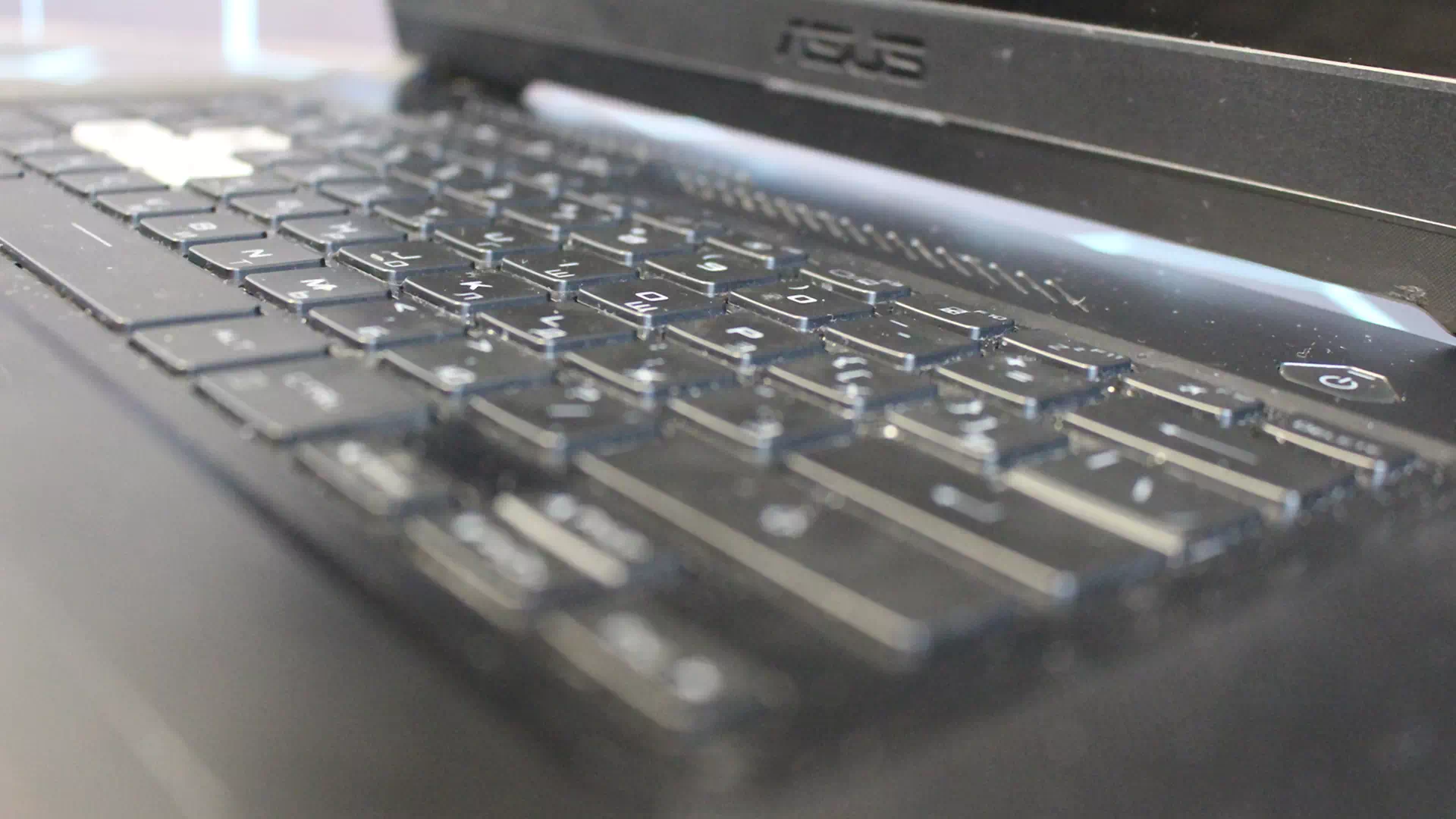 тачпад в Asus Dash F15 FX516P 