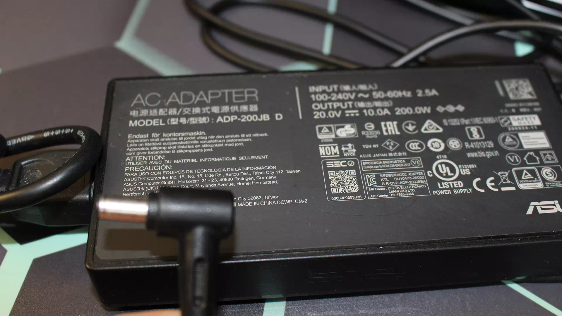 зарядное устройство в ноутбуке Asus Dash F15 FX516P