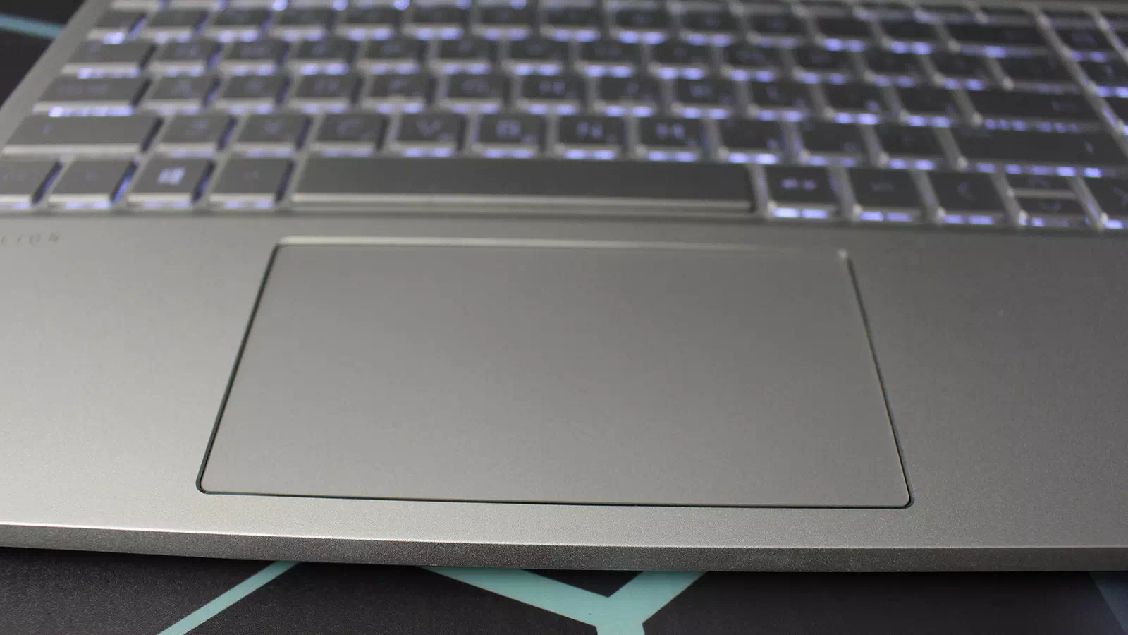 Блок питания в ноутбуке HP Pavilion 15 